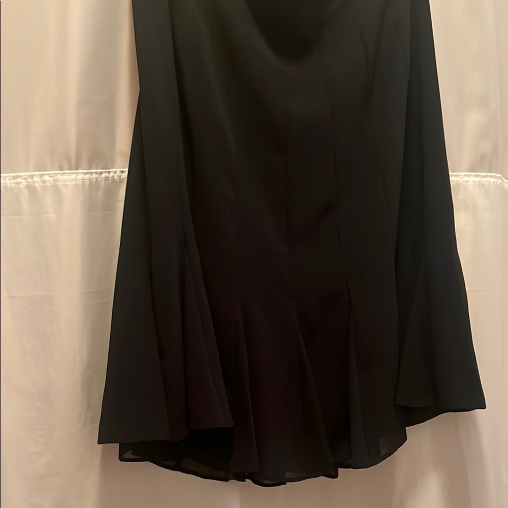 Elegant Black Women's Skirt